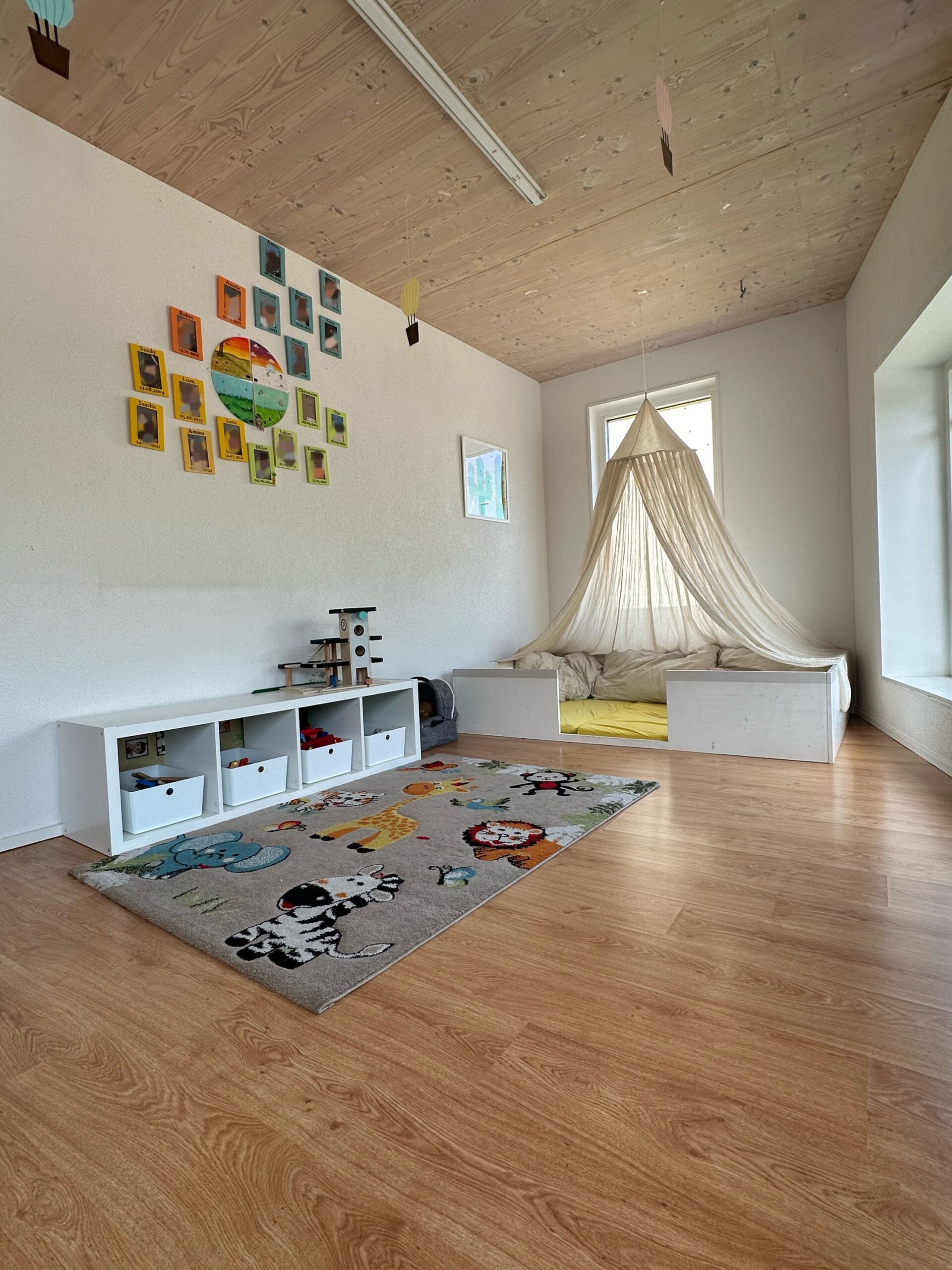 Spielecke mit Spielmaterial